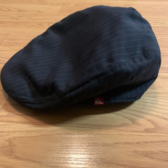 Quiksilver Black Pinstripe Flat Cap - Picture 1 of 4